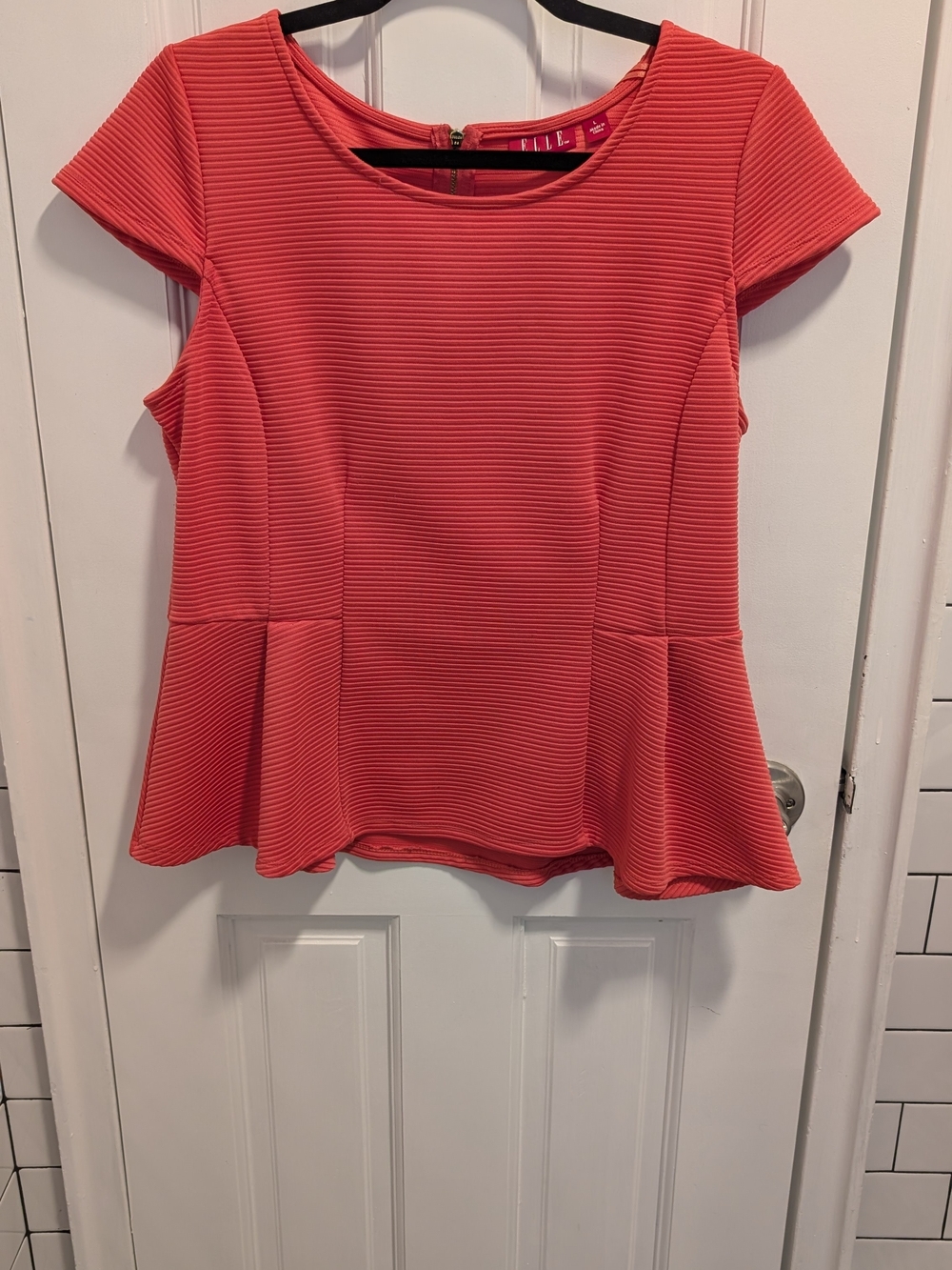 Elle Women’s Coral Peplum Short-Sleeve Top Size L